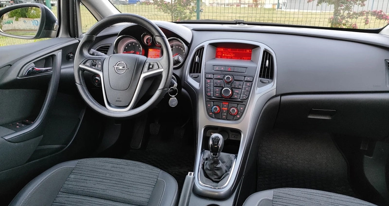 Opel Astra cena 46900 przebieg: 37500, rok produkcji 2018 z Grudziądz małe 301